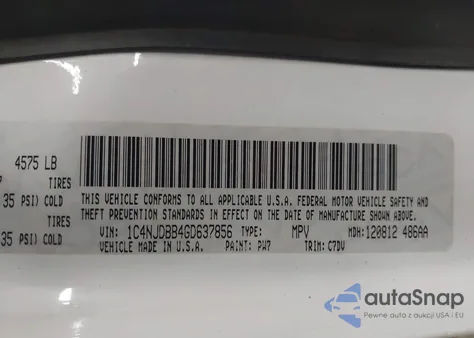 2016 Jeep Compass Sport z USA, uszkodzony, nr VIN 1C4NJDBB4GD637856